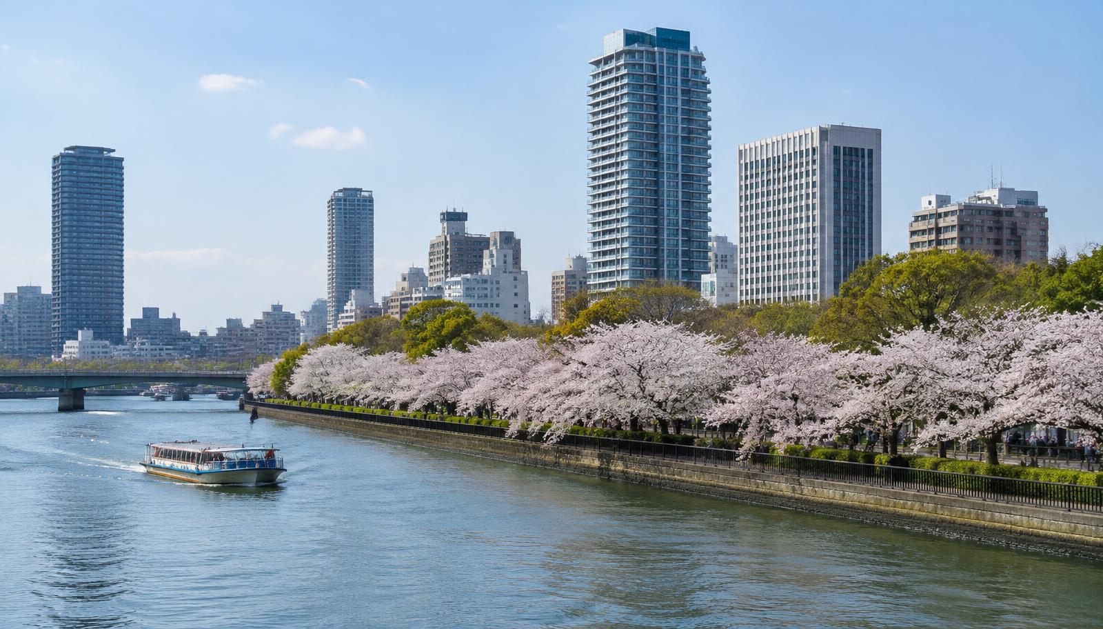 River cruise along cherry blossom trees on the Okawa river in Osaka